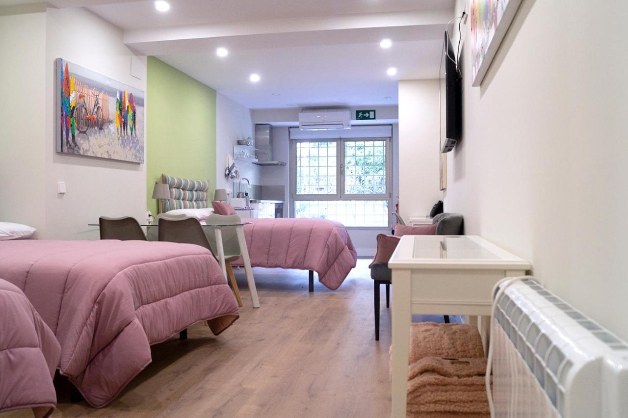 Moncloa Room Apartments Madrid Exterior photo