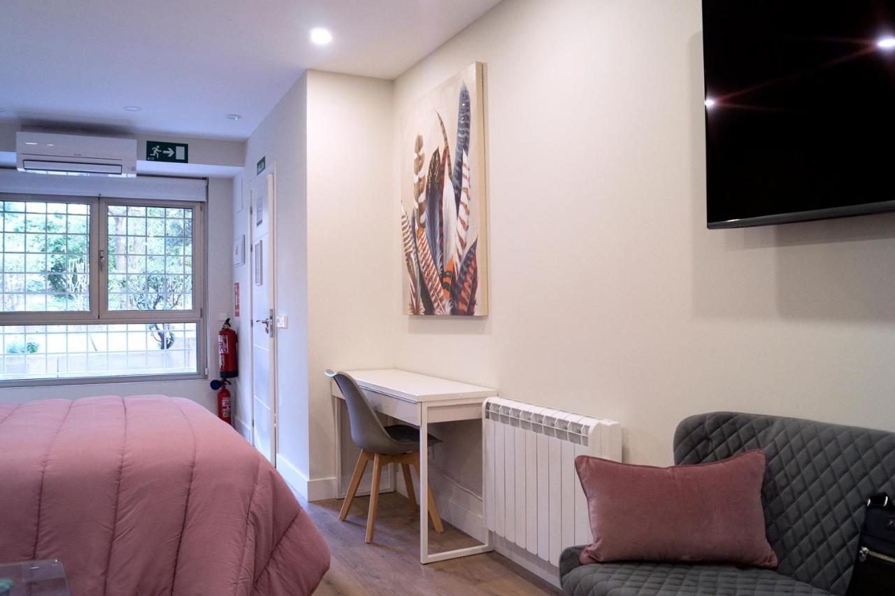 Moncloa Room Apartments Madrid Exterior photo